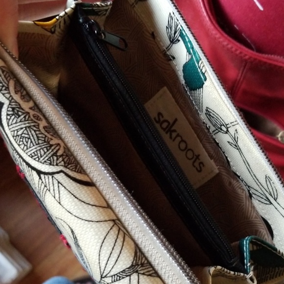 ❣️SOLD ELSEWHERE❣️Sak Purse and Wallet Bundle! - Picture 6 of 8